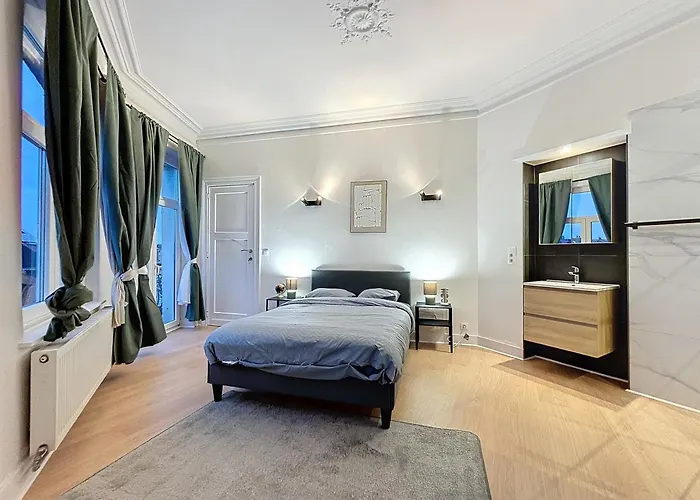 Cosy Apartment Moliere
